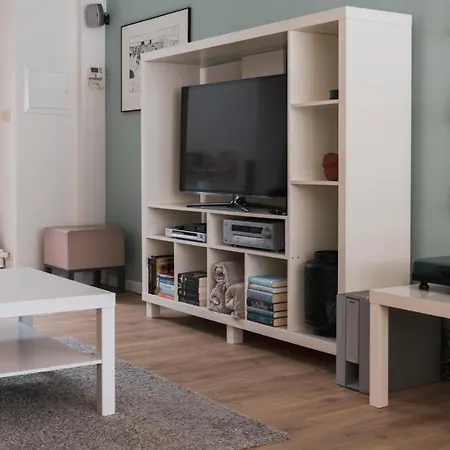 Zus Of So Tatil Evi Oostende